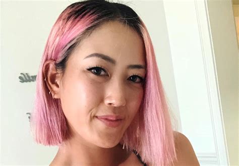 Michelle Wie Stuns in Bikini and Other Hot Photos